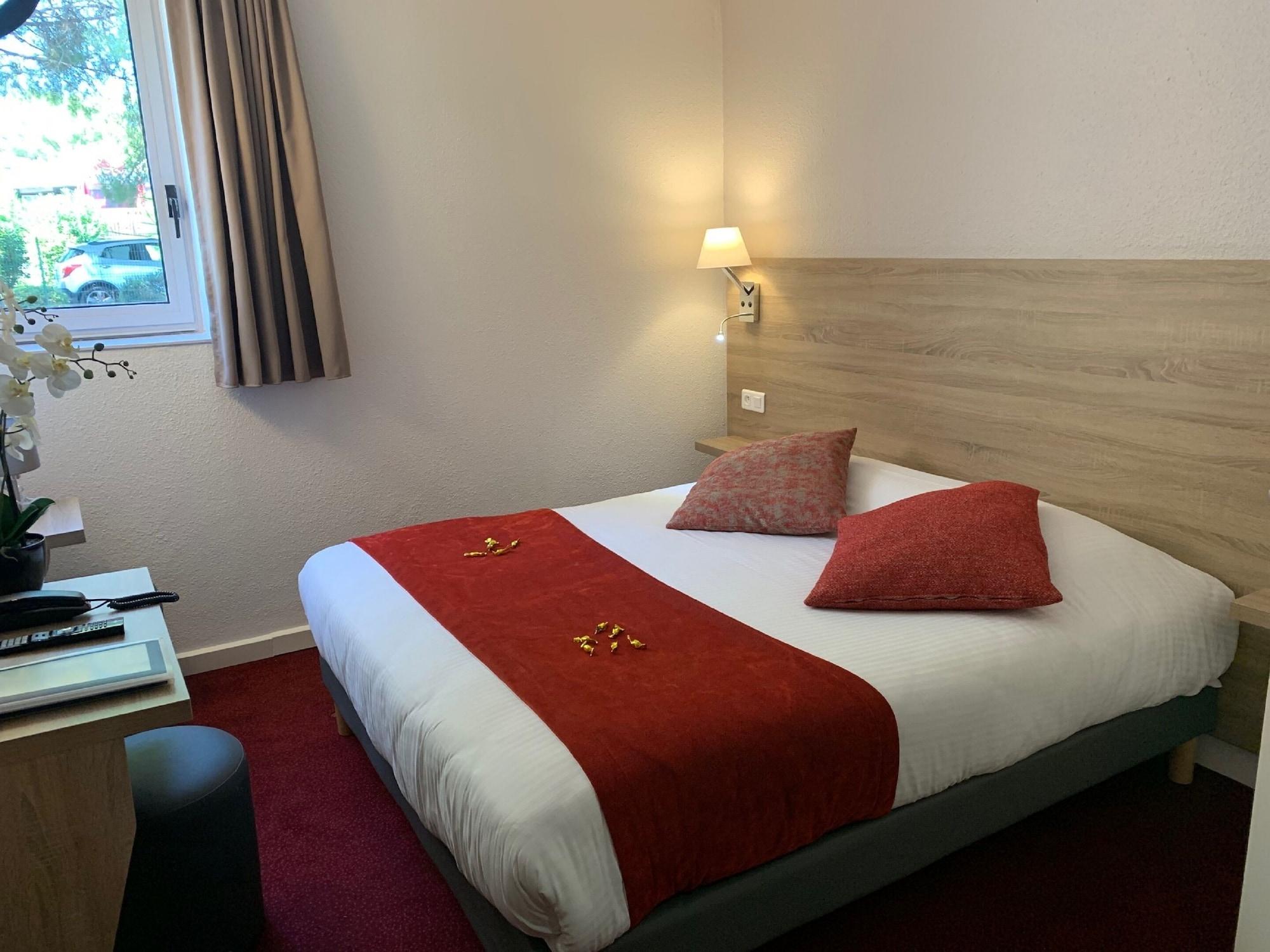 ดิ ออริจินัล ซิตี้ โฮเทล กอสติแยร์ นีม Hotel นีมส์ ภายนอก รูปภาพ